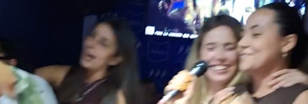 ¿Cómo organizar una fiesta con música en directo que sea original y participativa?